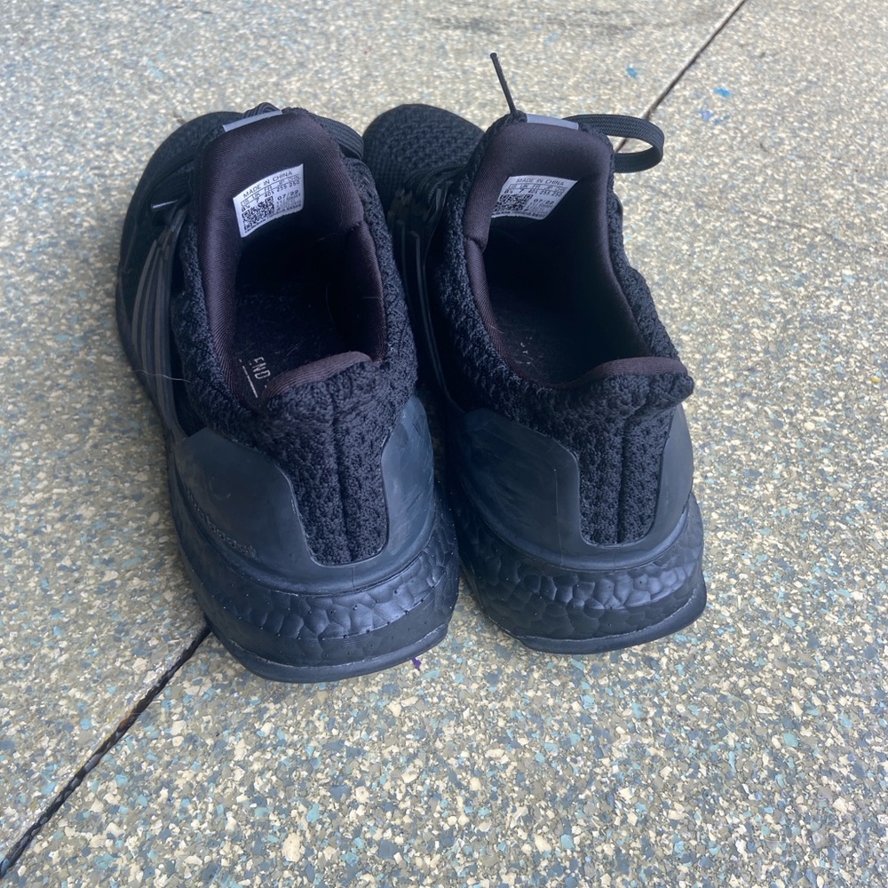 Adidas Black Ultraboost 5.0 DNA Athletic Shoes with Primeknit - Picture 6 of 8